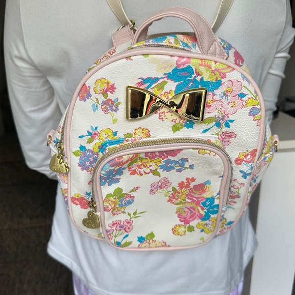 Betsey Johnson floral print Mini Backpack. - Picture 3 of 16
